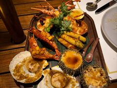 -三亚艾迪逊酒店·海滩烧烤 BARBACOA·现场乐队·浪漫晚餐·烧烤海鲜
