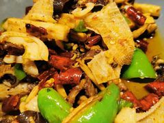 -十三式重庆江湖菜(金茂览秀城店)