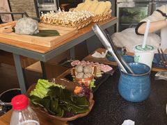 -湊湊火锅·茶憩(南京东路悦荟店)