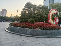 -英雄广场
