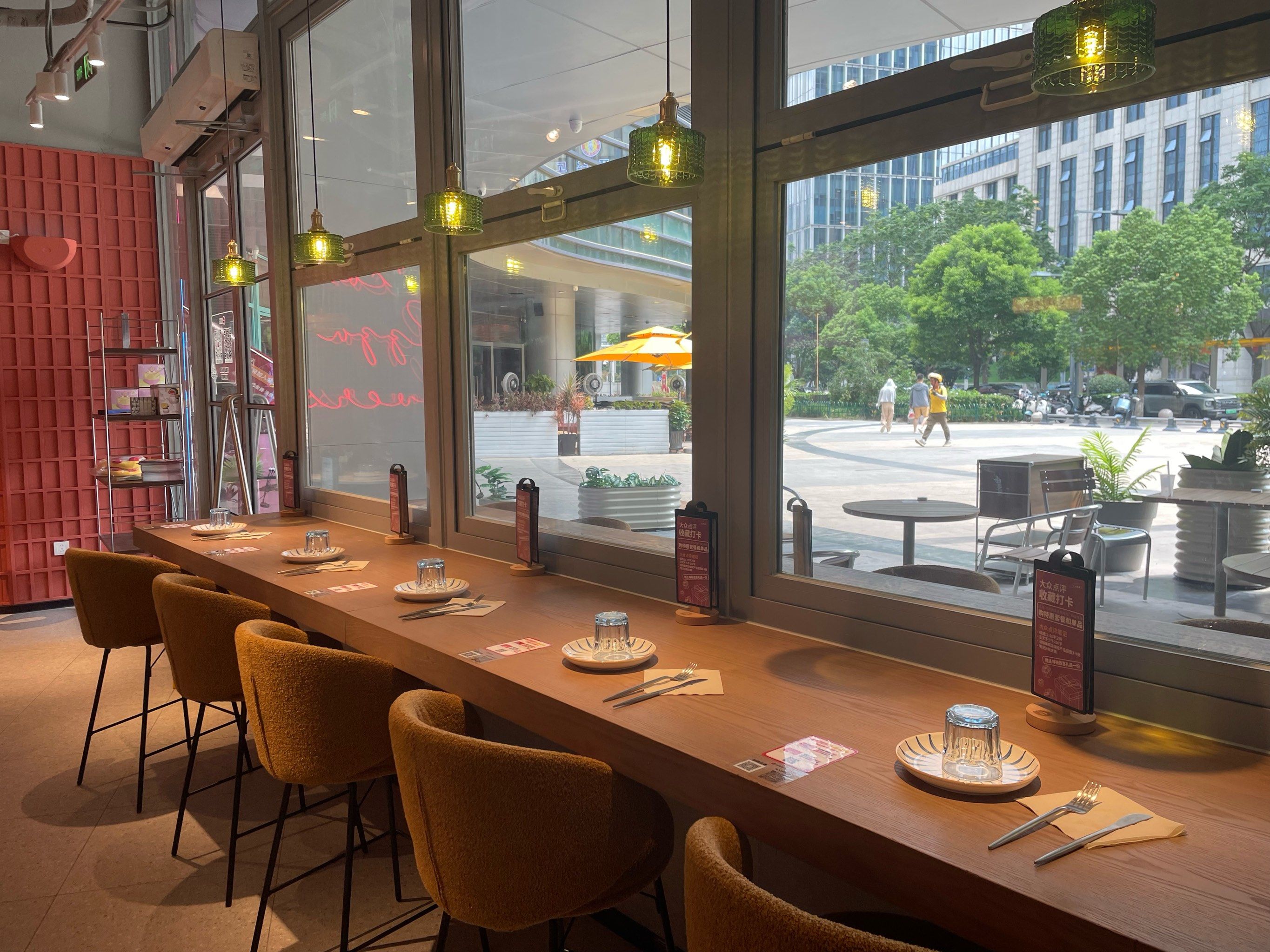 必胜客凤凰广场店超值套餐