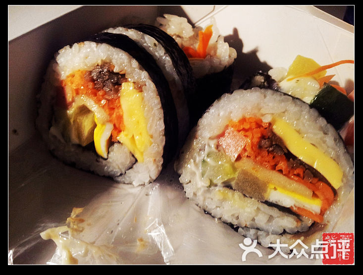 奶酪紫菜包饭横切面