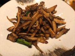 海盐菌菇-丝路金桃·新疆菜(徐汇店)