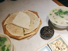 -丁里羊肉小镇(天鹅湖总店)