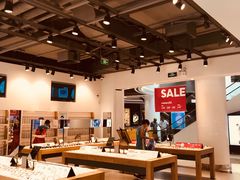 -JINS(上海宏伊国际广场店)