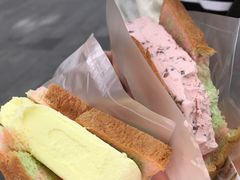 榴莲味-詹爷爷乌节路街头冰淇淋