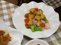 -新大咀港式茶餐厅(宝山万达店)