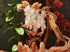 -蟹犇前•帝王蟹雪蟹(陆家嘴店)