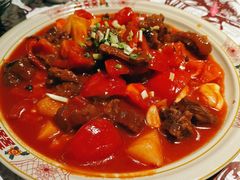 番茄牛腩-耙吉吉川味小酒馆(本地人回头店)