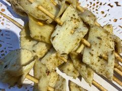 竹签烤板筋-怪噜范·老贵阳街头名小吃(鸿通城店)