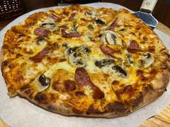 德式肉肠蘑菇披萨-G+KITCHEN(龙湖狮山天街店)