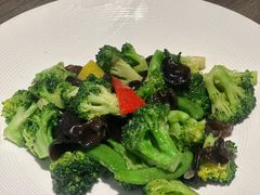 -港丽餐厅(来福士店)
