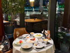 -MONICH牛排融合餐厅(和义大道购物中心店)