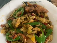 -洞背山庄(洞背院区式管理小区店)