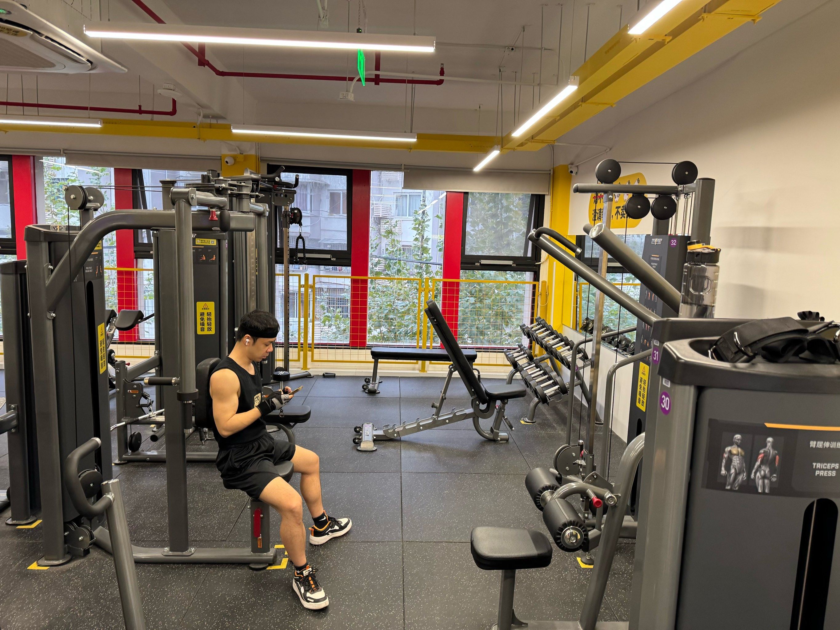 非常棒的无人健身房