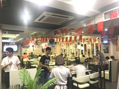 大堂-三头牛·潮汕牛肉生蚝火锅 (夏湾店)