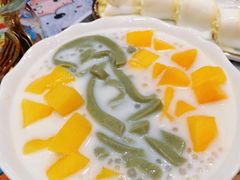 黄金孖宝绿茶拉面-甜心妈妈·榴莲星级糖水(北京路总店)