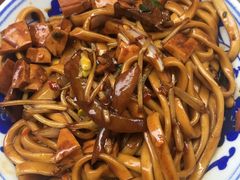 -珠宝街老左杂酱面馆