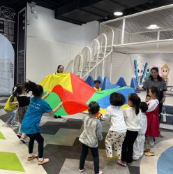 -MINI MARS KIDS CLUB亲子家庭中心(长宁天山店)