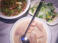 -滇铺子(欣都龙城店)