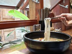 -银米·云南传统过桥米线(双廊黑金冠店)