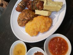 炸物拼盘-火燒雲傣家菜(鼓楼店)