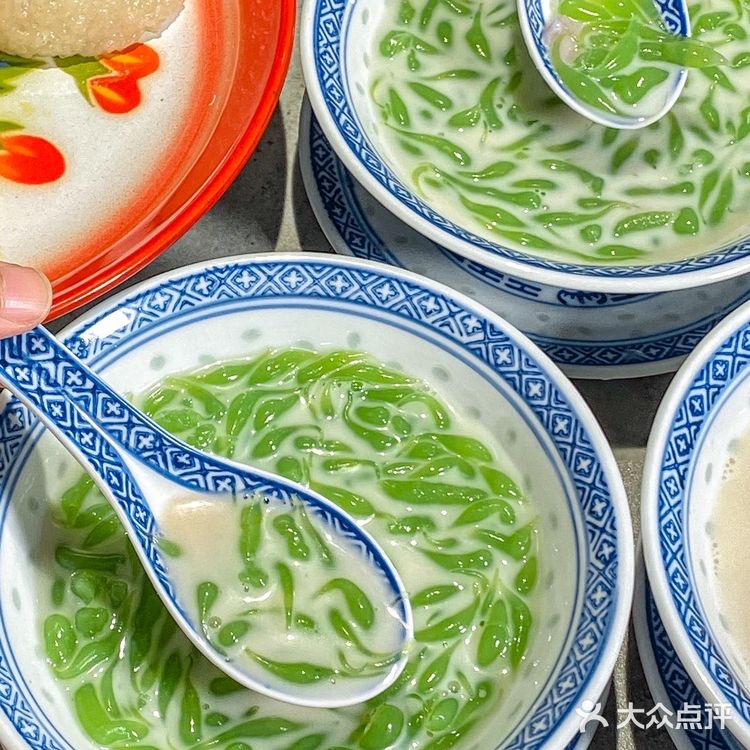 深圳惊现泰式手工糖水‼️斑斓凉虾巨巨好吃‼️