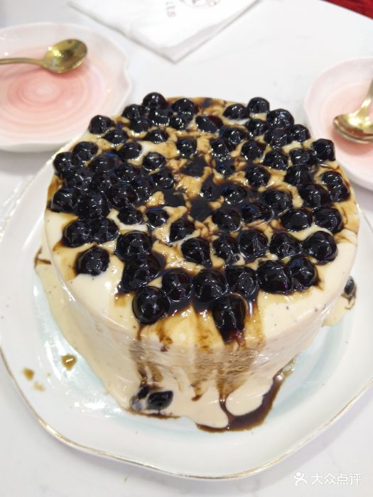 circles圈米拉甜品桌商务茶歇爆浆珍珠蛋糕图片