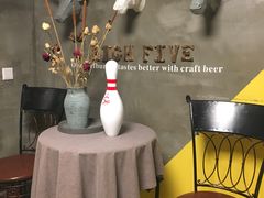 -HIGH FIVE哈福手工汉堡(桂林路店)