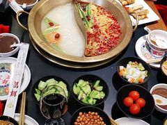 -沸炉重庆老火锅(军事博物馆店)