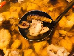 姬松茸老鸡功夫炖汤-汤城小厨•粤菜•靓汤(金宝街店)