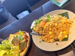 -大头虾越式风味餐厅(光明广场店)