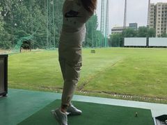 -仙霞高尔夫练习场-停车场