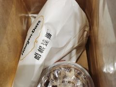 经典拿铁咖啡-哈根达斯(世界城店)