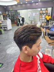 -藤野造型烫染·漂发