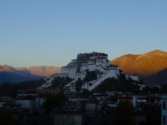 -平措康桑·和牛自助观景餐厅(布达拉宫店)