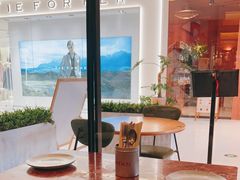 靠窗位-MOMENTI手工意面(晶耀前滩店)