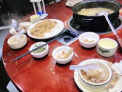 -菌之家·专业纯野生菌火锅·特色炒菌