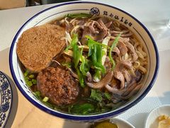 -镇南锅盖面馆(解放路店)