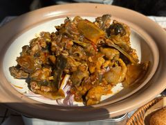 -荆楚渔艺堂·鱼头泡饭(江堤中路店)