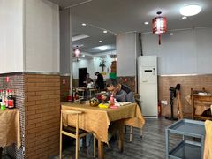 -濠轩阁特色生蚝火锅(水湾路店)