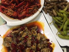 -扒虾小妹儿麻辣海鲜(宏图街店)