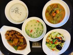 -莲芯花月子会所