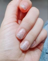 -进巍美甲美睫