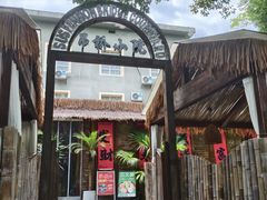 -二厨·吊桥小院·脆皮烧鸡公·本地农家菜(沿江西路店)