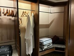 -广州中心皇冠假日酒店