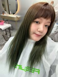 -Tloml salon