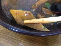 卤煮火烧-六爷门框百年卤煮