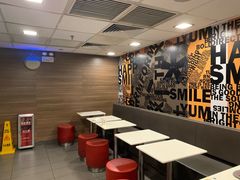 用餐区-麦当劳(花城大道华穗路店)
