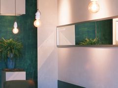 -luutosa  cafe & tea 鹿兔山